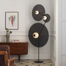 Her vises lampen med sort farge på lampeskjermen thumbnail